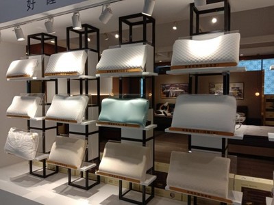 动真格了!金可儿全系列出击深圳家具展,揭开逆势上涨的商业秘笈!