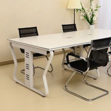  青岛钢木家具总公司销售分公司 主营 桌 椅 床 橱 架